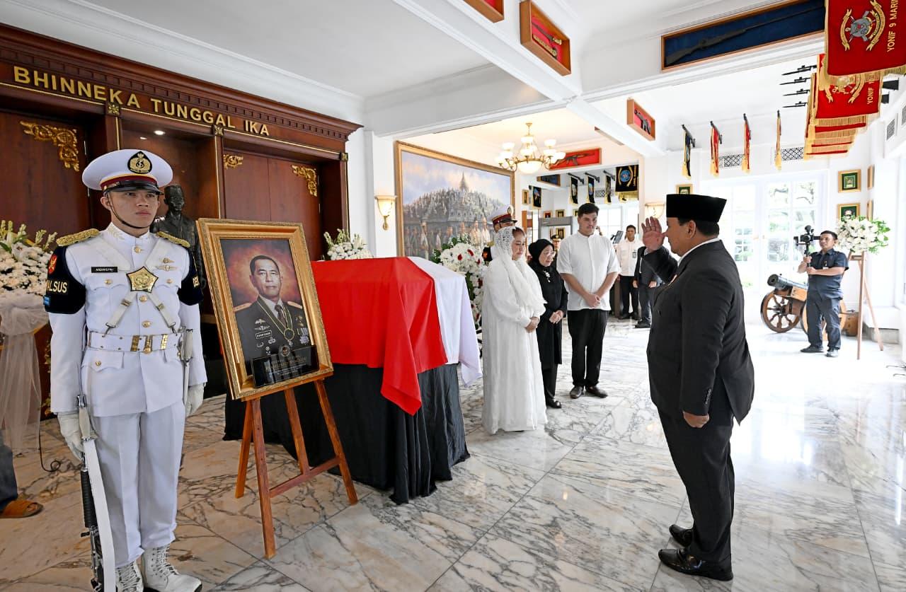 Menhan Sjafrie Pimpin Pemakaman Militer Ryamizard Ryacudu di TMP Kalibata