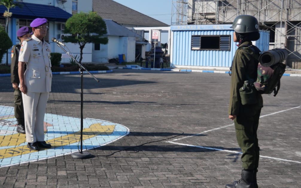 UHT Dorong Mahasiswa KIP-K Berprestasi dan Berjiwa Bela Negara Melalui Menwa