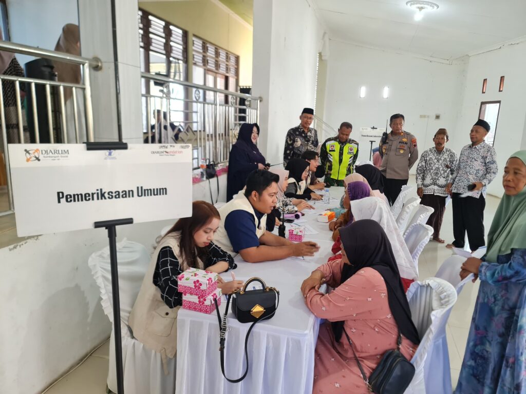 ANTUSIAS ! 640 WARGA WUNGKIRSARI IKUTI BAKSOS DJARUM FOUNDATION DAN YBSI KE 35 DI PP AL KHAFIFIYAH BAWANG BATANG