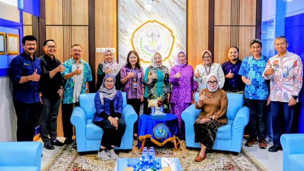 UHT Perkuat Jejaring Global, Delegasi UiTM Malaysia Jajaki Kerja Sama Strategis Pendidikan, Riset dan Pengabdian