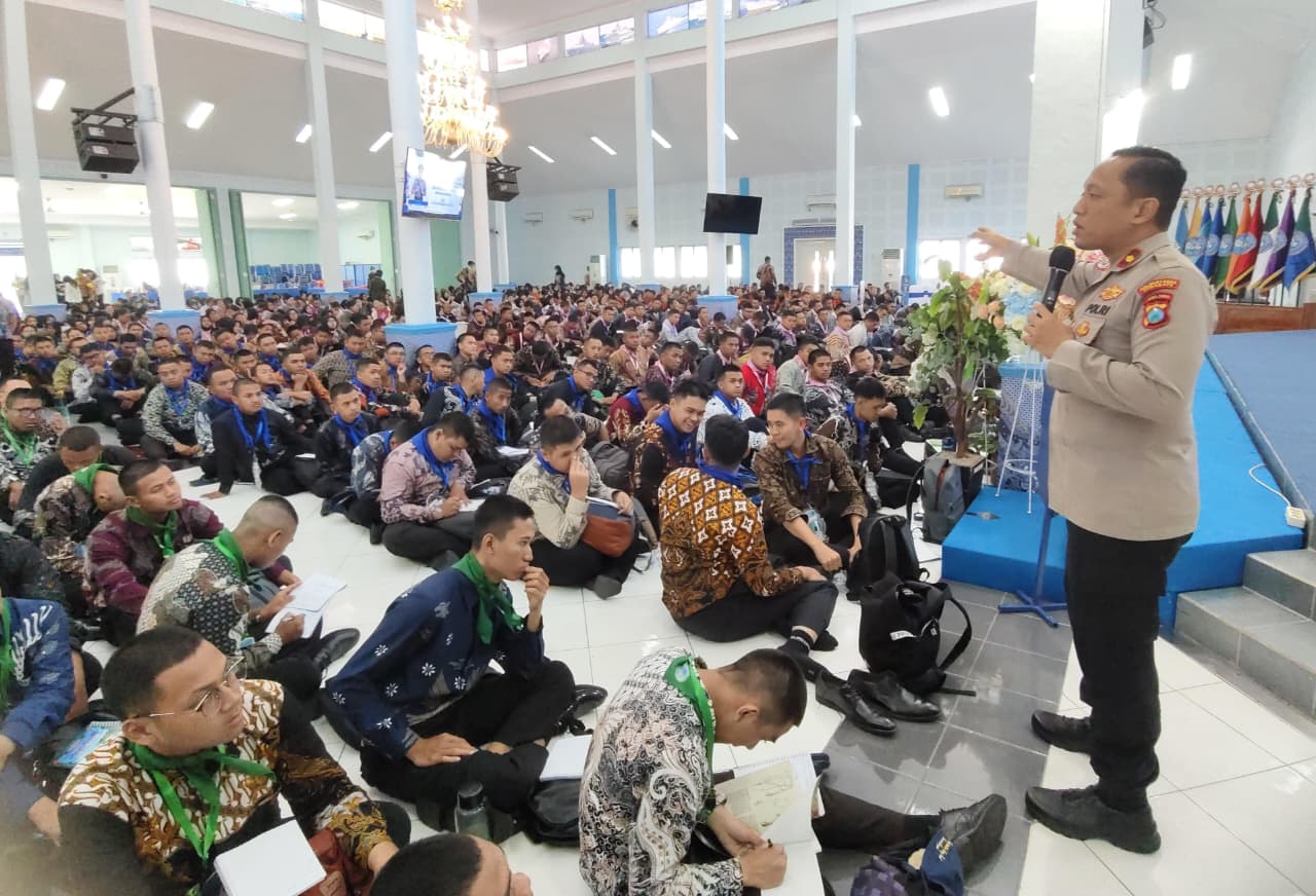 Rawat Keberagaman, UHT Bentuk Mahasiswa Baru yang Toleran dan Berkarakter
