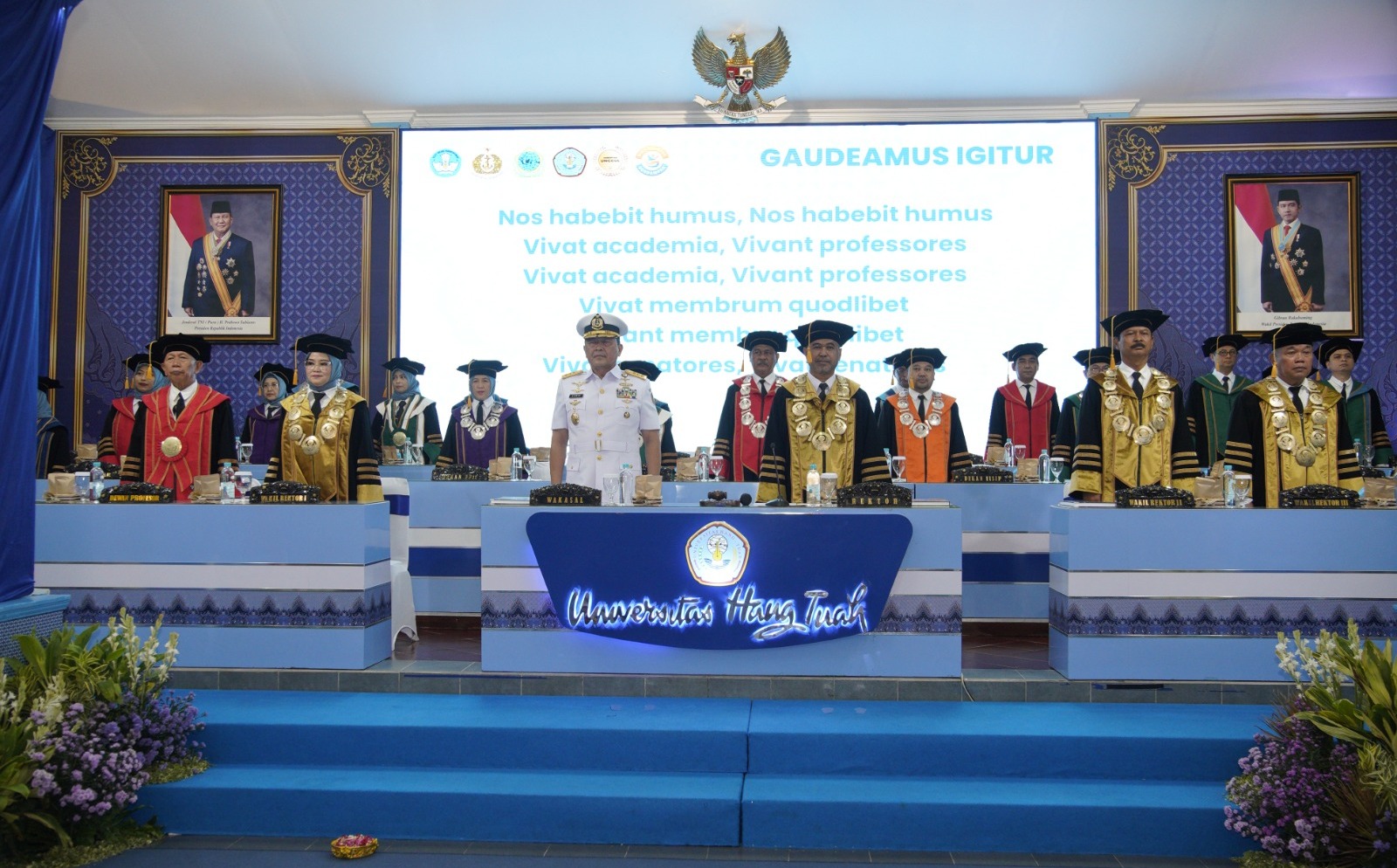Rektor UHT: Gelar Bukan Pelabuhan, 569 Wisudawan Harus Berani Berlayar dan Berkarya